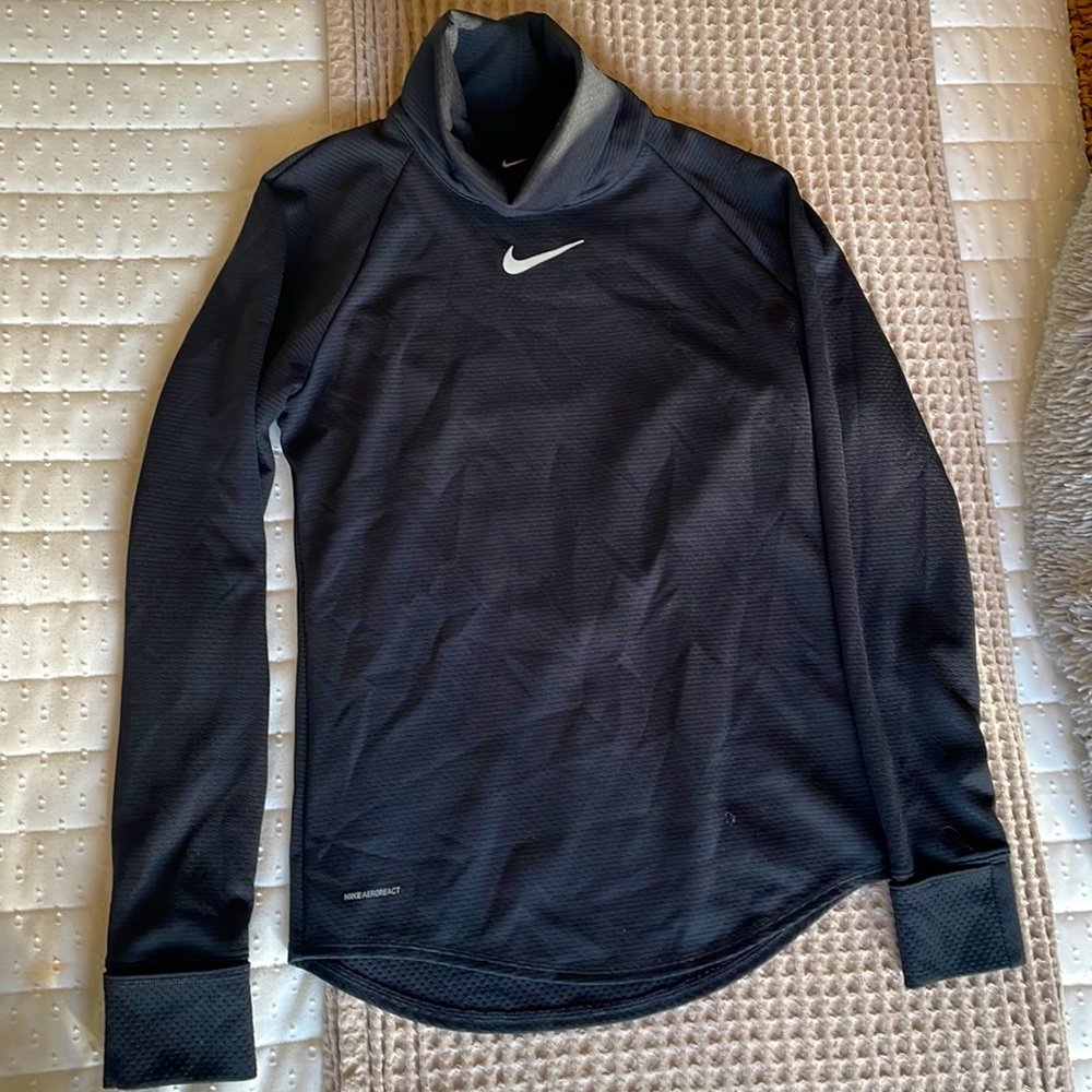Nike aero react turtleneck